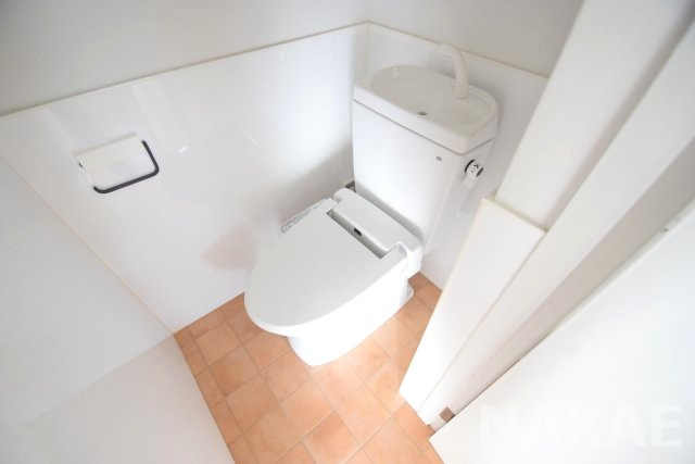 トイレ　清潔感のあるトイレです