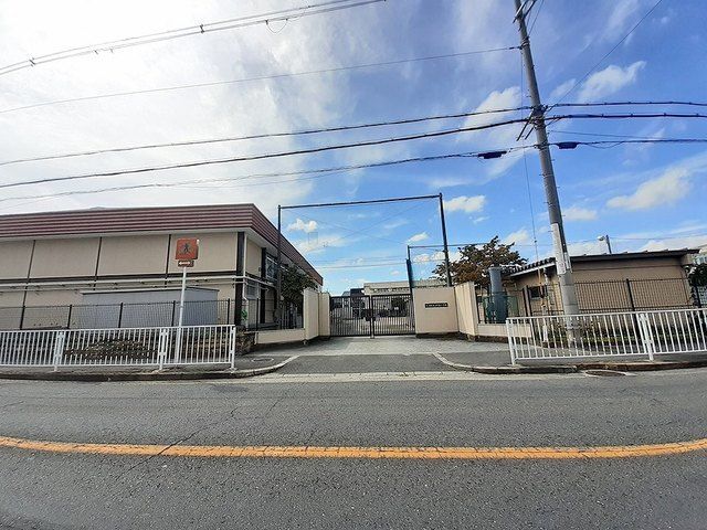 小学校　布施小学校（小学校）まで220m