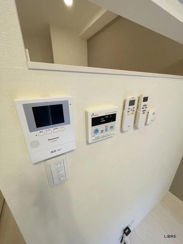 セキュリティ　モニター付きインターホン完備