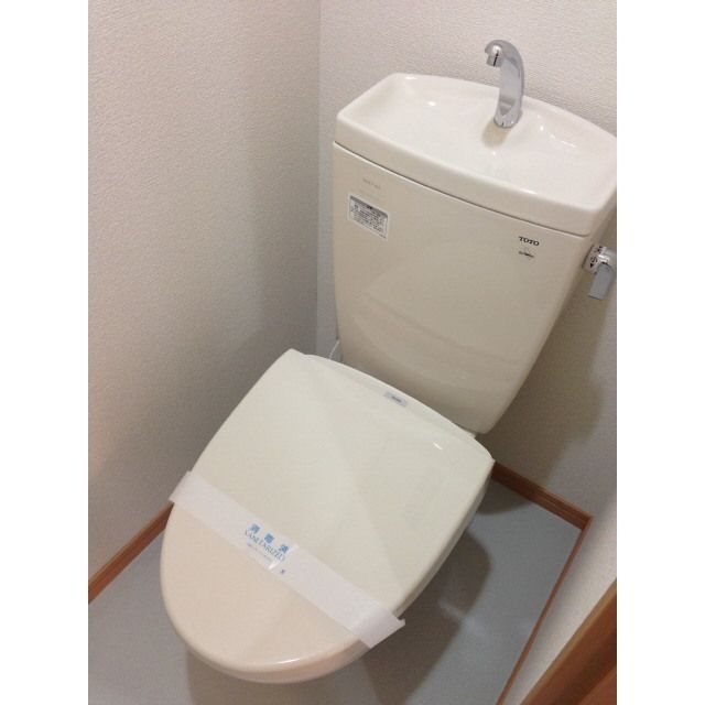 トイレ　※別部屋参照写真