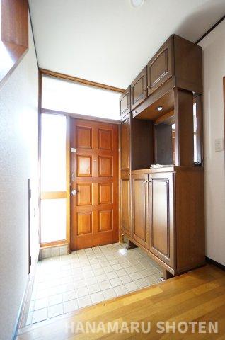 玄関　物件、駅でお待ち合わせでのご案内歓迎！