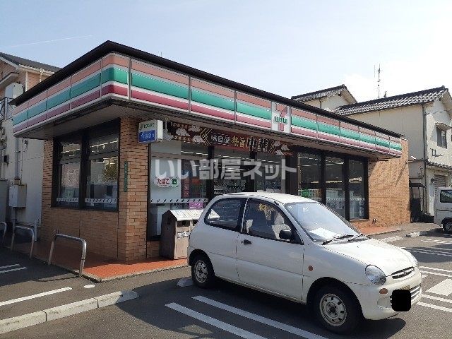 コンビニ　セブンイレブン　福山曙５丁目店（コンビニ）まで526m