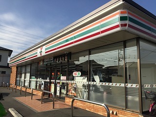 コンビニ　セブンイレブン（コンビニ）まで45m