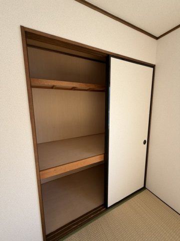 プレザントiの内装写真