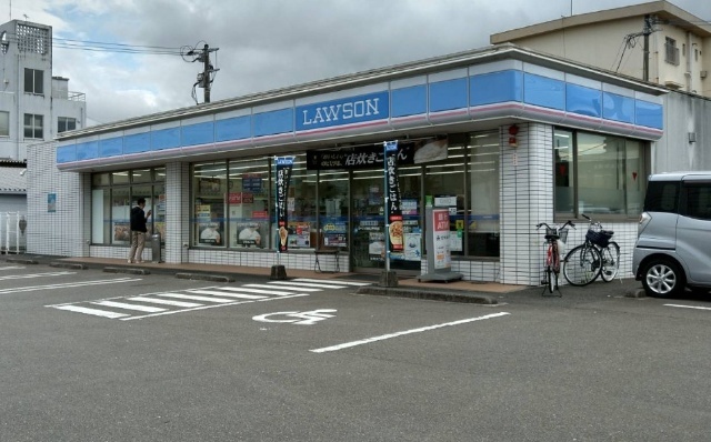 コンビニ　ローソン宮崎江平中町店（コンビニ）まで160m