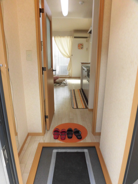 玄関　※別室参考写真