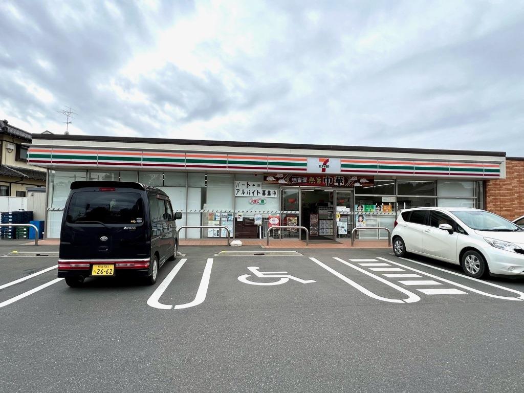 コンビニ　セブンイレブン 蓮田黒浜店（コンビニ）まで803m