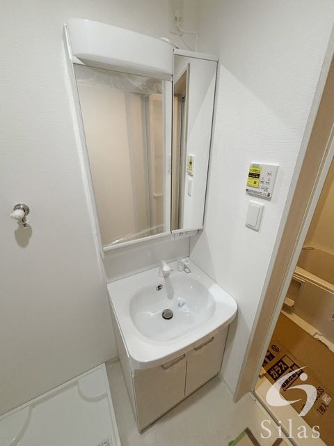 洗面設備　同仕様