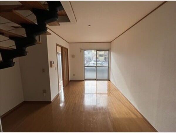 居室・リビング　※写真は同じマンションの違う部屋のものになります。