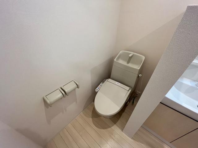 トイレ　シャワー付トイレ