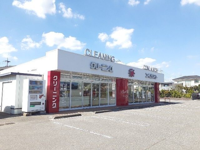 その他　クリーニングサンドライ下野店（その他）まで180m