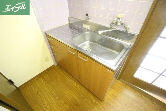キッチン　同タイプのお部屋の写真です