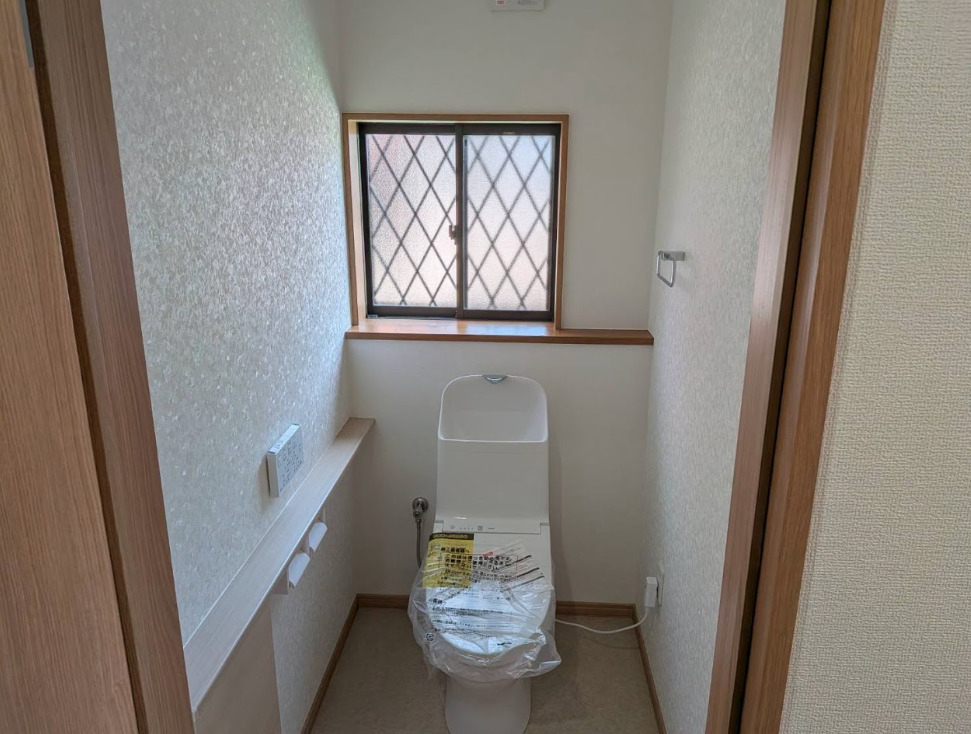 坂下町戸建て(SOHO利用相談のトイレ写真