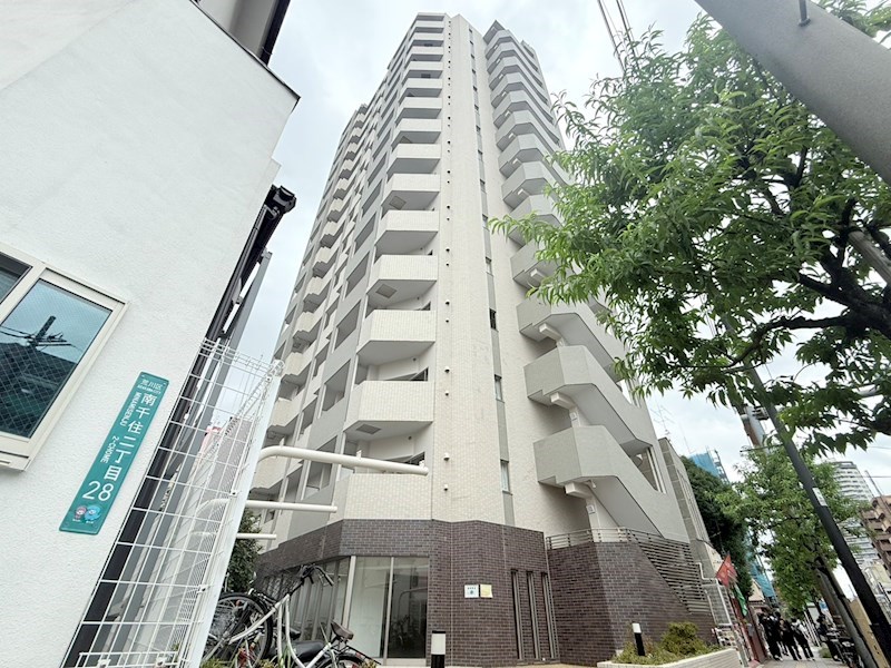 ライジングプレイス南千住の外観写真