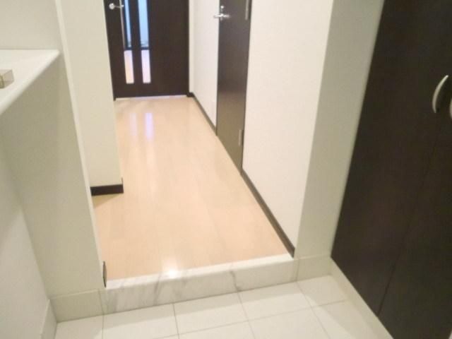 玄関　別部屋参考写真