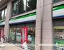 コンビニ　ファミリーマート 日本橋本町二丁目店（コンビニ）まで239m
