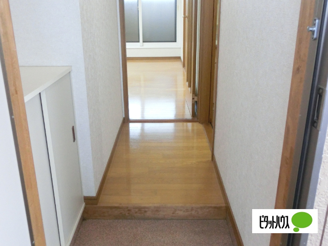 サンライフユキの玄関写真