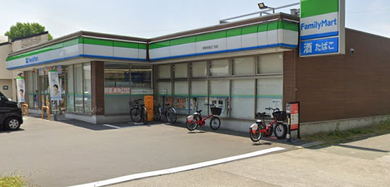 コンビニ　ファミリーマート 岩塚本通五丁目店（コンビニ）まで427m