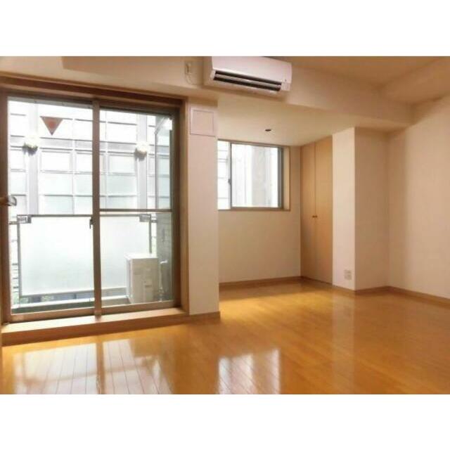 菱和パレス西麻布の居間写真