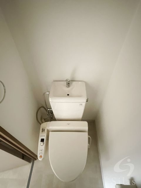 阪神本線 武庫川駅 徒歩7分 5階建 築26年のトイレ写真
