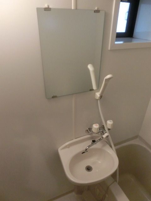 リリックコート新小岩の内装写真