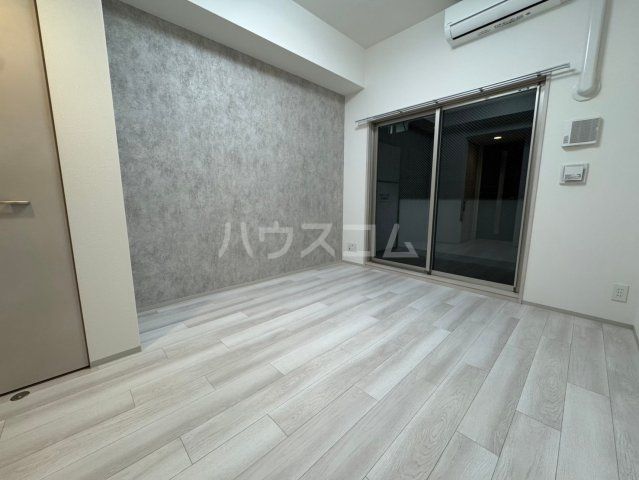 ザ・ウエストマークシティプレミアムの居間写真