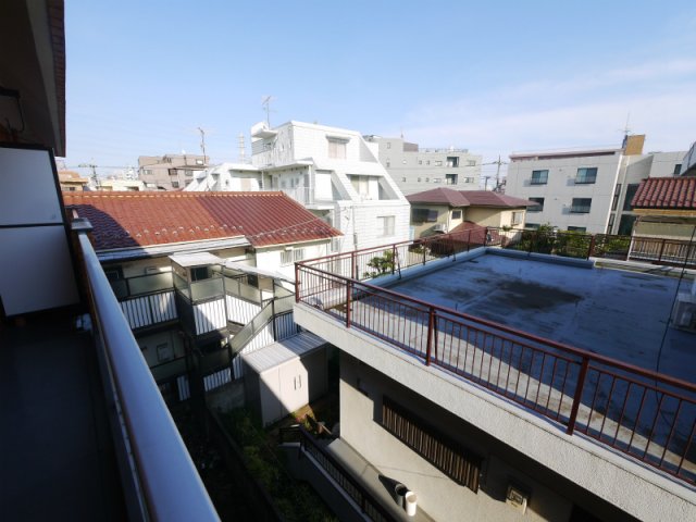 第二根岸ハイツの内装写真