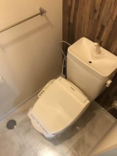 エクセルIのトイレ写真