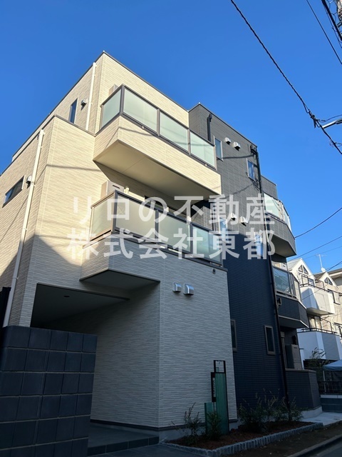 建物外観　防犯が気になる方におすすめのオートロック付です！
