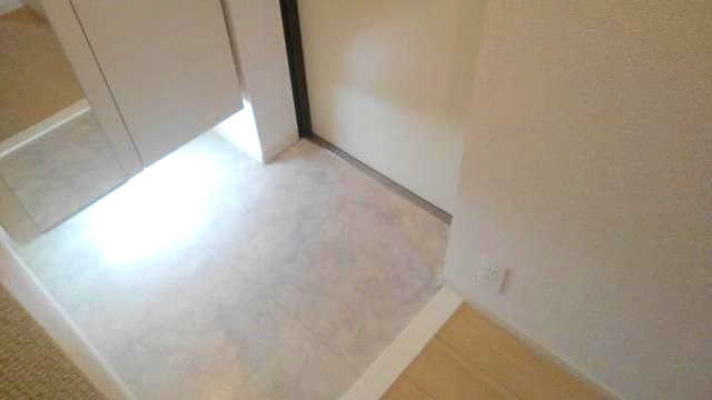 玄関　明るい玄関です