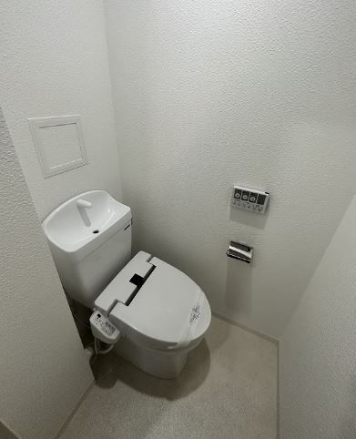 トイレ　ＣＯＣＯＦＬＡＴ板橋　北区滝野川5