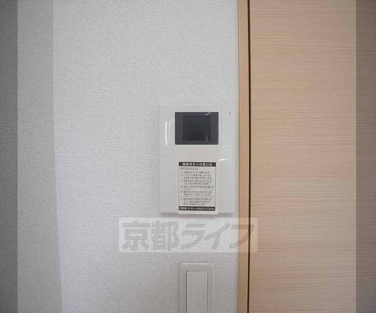 その他設備　モニター付きのインターホンです。