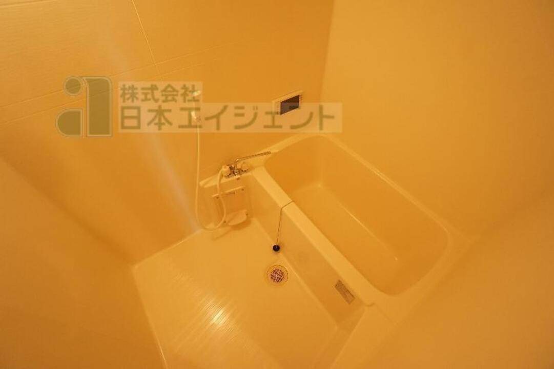 バス・シャワールーム　浴室