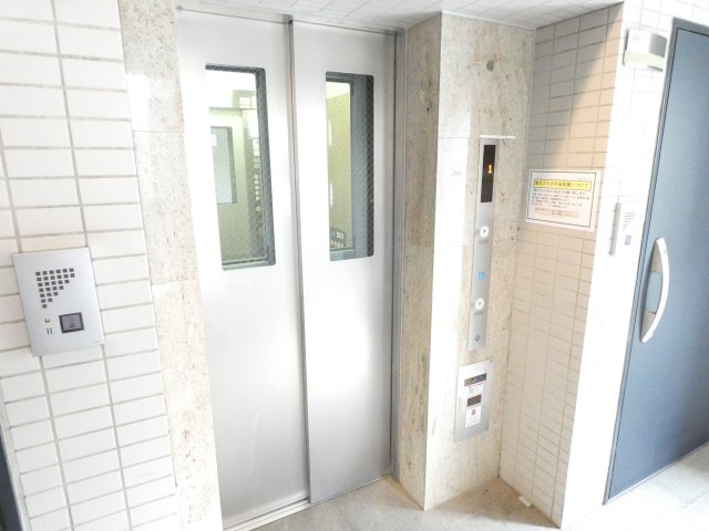 小田急線 世田谷代田駅 徒歩3分 10階建 築17年のその他写真