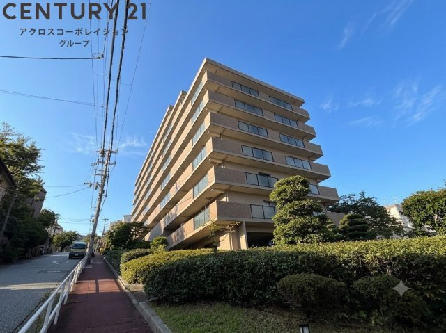 建物外観　オートロック付きで安心です！