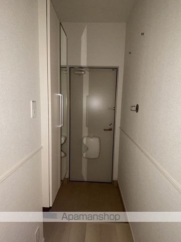 ＪＲ東海道本線 浜松駅 バス乗車時間：11分 最寄りバス停で下車 徒歩3分 2階建 築4年の玄関写真