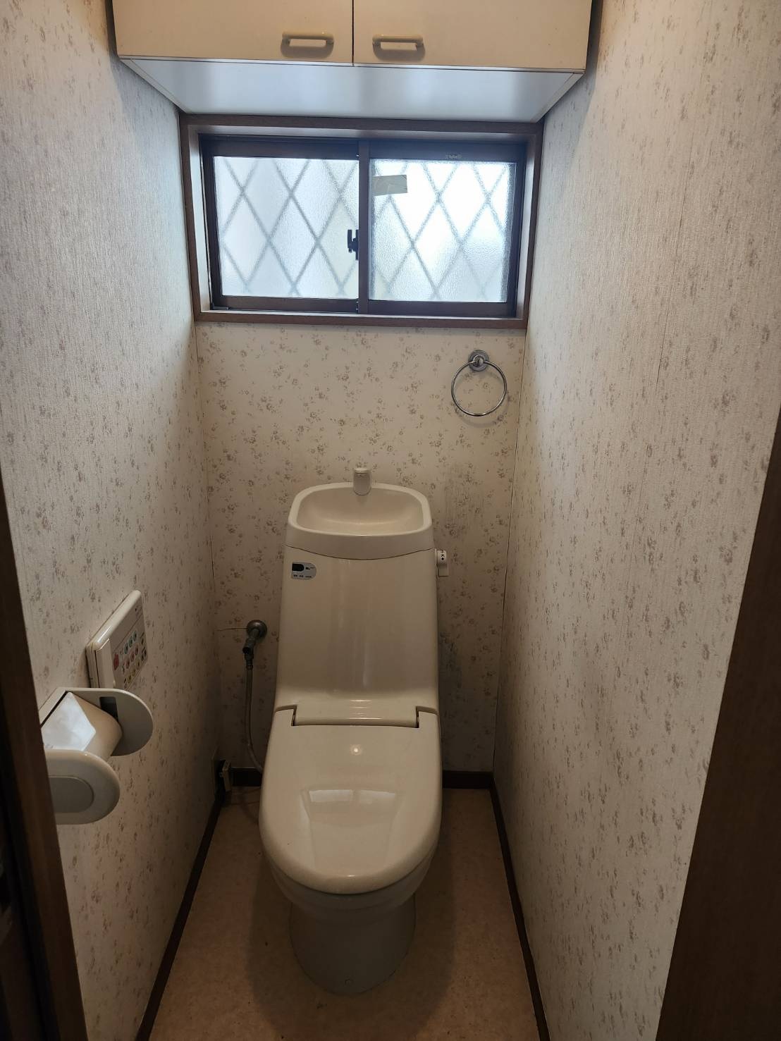 野上6丁目一戸建のトイレ写真
