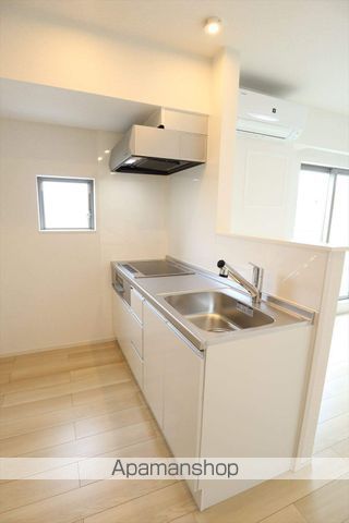 近鉄大阪線 名張駅 徒歩12分 3階建 築4年のキッチン写真