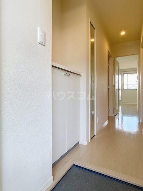 コワンテールAの玄関写真