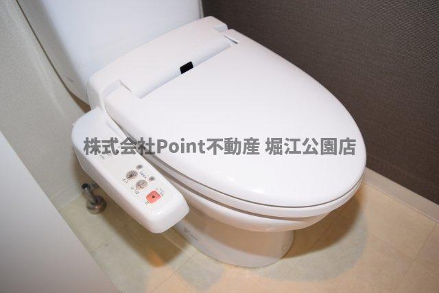ＪＲ東西線 大阪天満宮駅 徒歩4分 15階建 築19年のトイレ写真