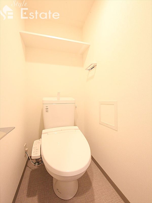 名鉄名古屋本線 名鉄名古屋駅 徒歩15分 12階建 築7年のトイレ写真