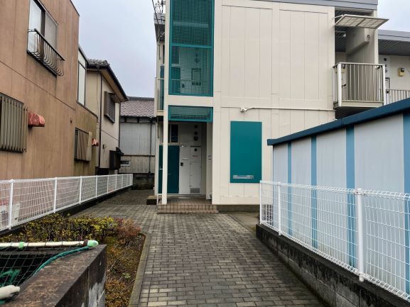 京成千原線 千葉寺駅 徒歩11分 2階建 築27年の外観写真