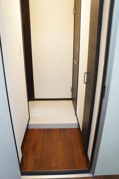 玄関　広くて綺麗な玄関がお出迎え♪