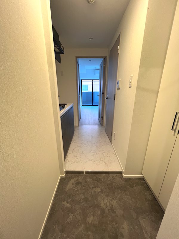 玄関　※参考写真
