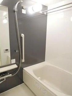 バス・シャワールーム　写真は同タイプ住居です。
