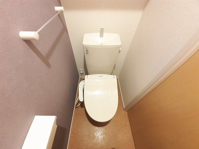 トイレ　トイレもきれいです