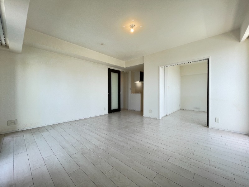 プラネソシエ神戸元町の居間写真