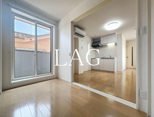 居室・リビング　洋室のお部屋です。
