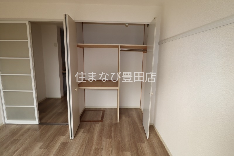 収納　同型タイプ