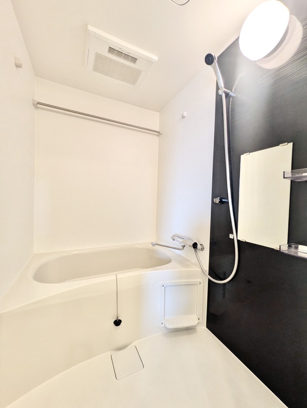 バス・シャワールーム　同物件の別部屋の参考写真です